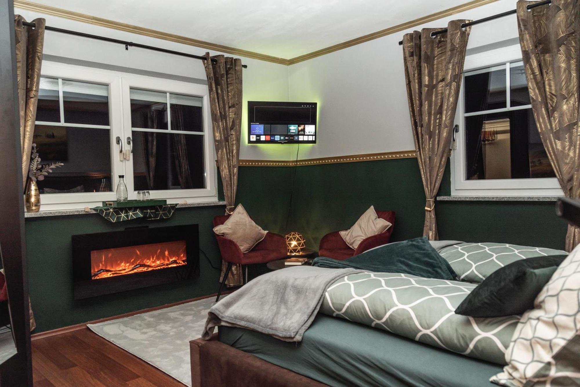 5 Sterne Centurion Ferienhaus Villa 2 Pools 86 Zoll Tv Aldersbach Eksteriør billede